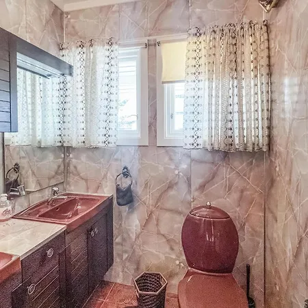 3 Bedroom Amazing In *