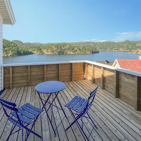 3 Bedroom Amazing In Ferienhaus *