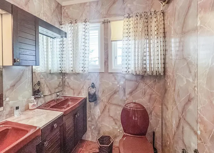 3 Bedroom Amazing In *