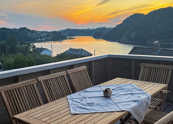 3 Bedroom Amazing In Farsund